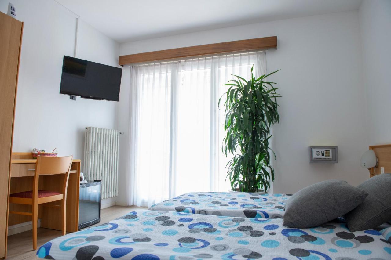 Garni Moderno Hotell Bellinzona Eksteriør bilde