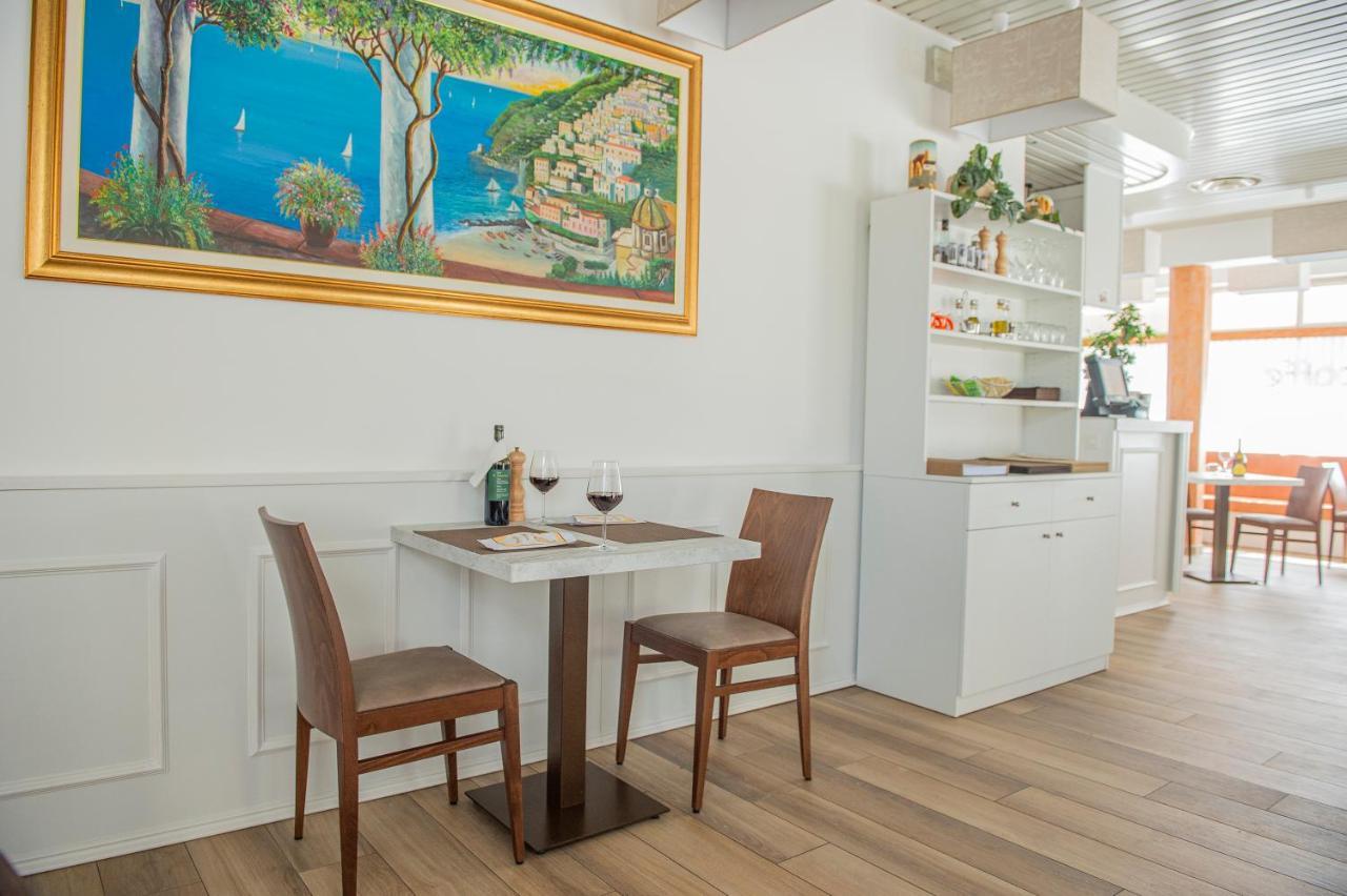 Garni Moderno Hotell Bellinzona Eksteriør bilde